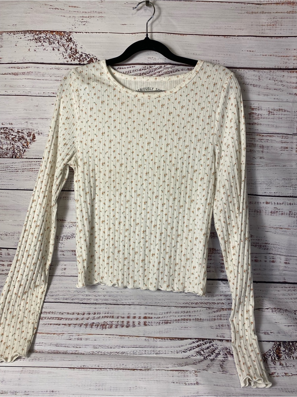 Aeropostale Cream Ribbed Long-Sleeve Top with Tiny Floral Print Sz-M